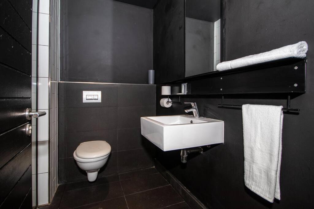 Gorgeous 534 Wex 1 Cape Town